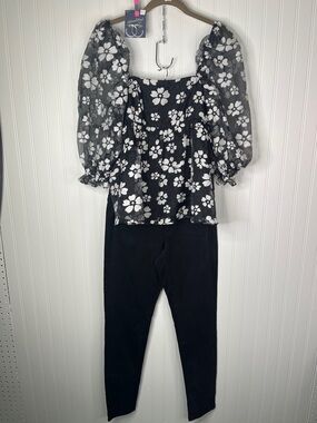 3. Flower Power Outfit Bundle